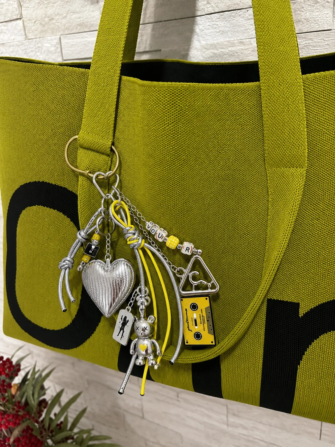 💛 Chrome Pop Drop – Heart Bag Charm